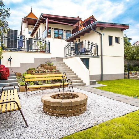 Kiss-Henézi Guest House Keszthely Extérieur photo