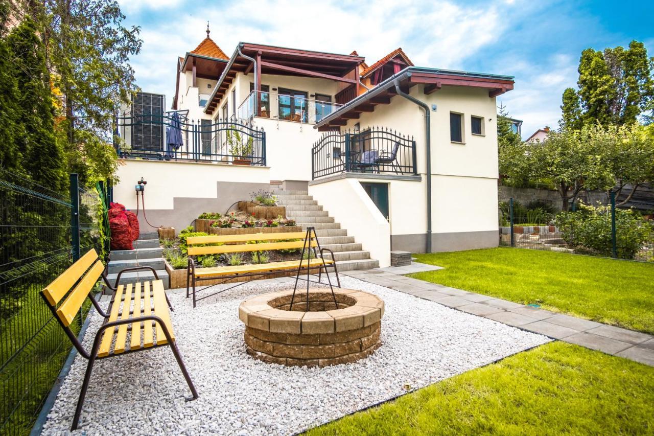 Kiss-Henézi Guest House Keszthely Extérieur photo