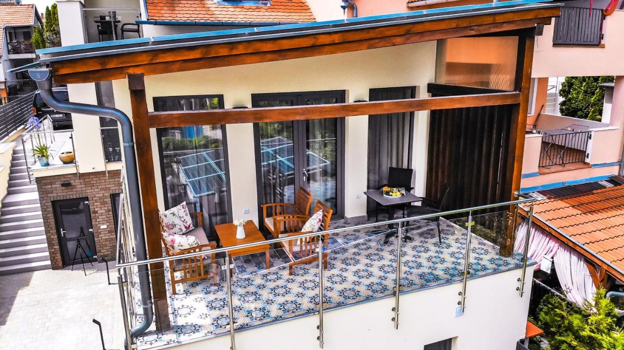 Kiss-Henézi Guest House Keszthely Extérieur photo