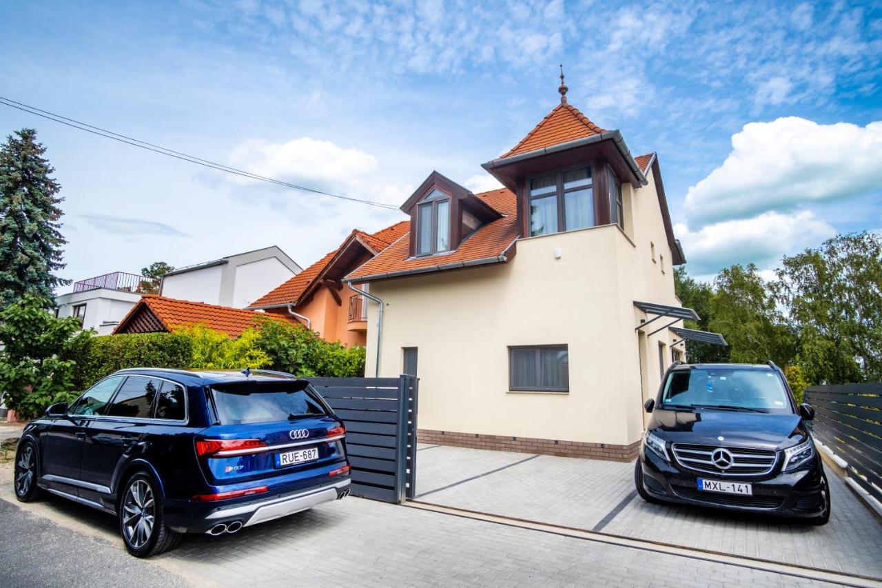 Kiss-Henézi Guest House Keszthely Extérieur photo